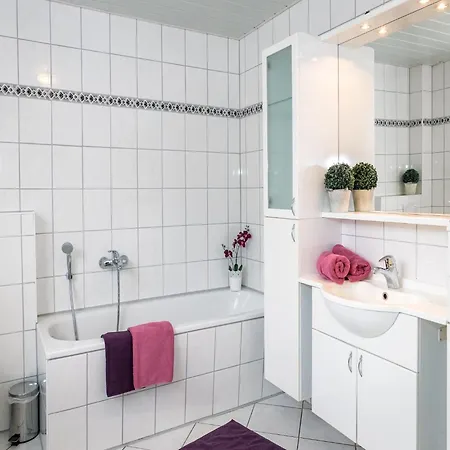 شقة Large In The Beautiful Sauerland With Garden, Patio And Sauna